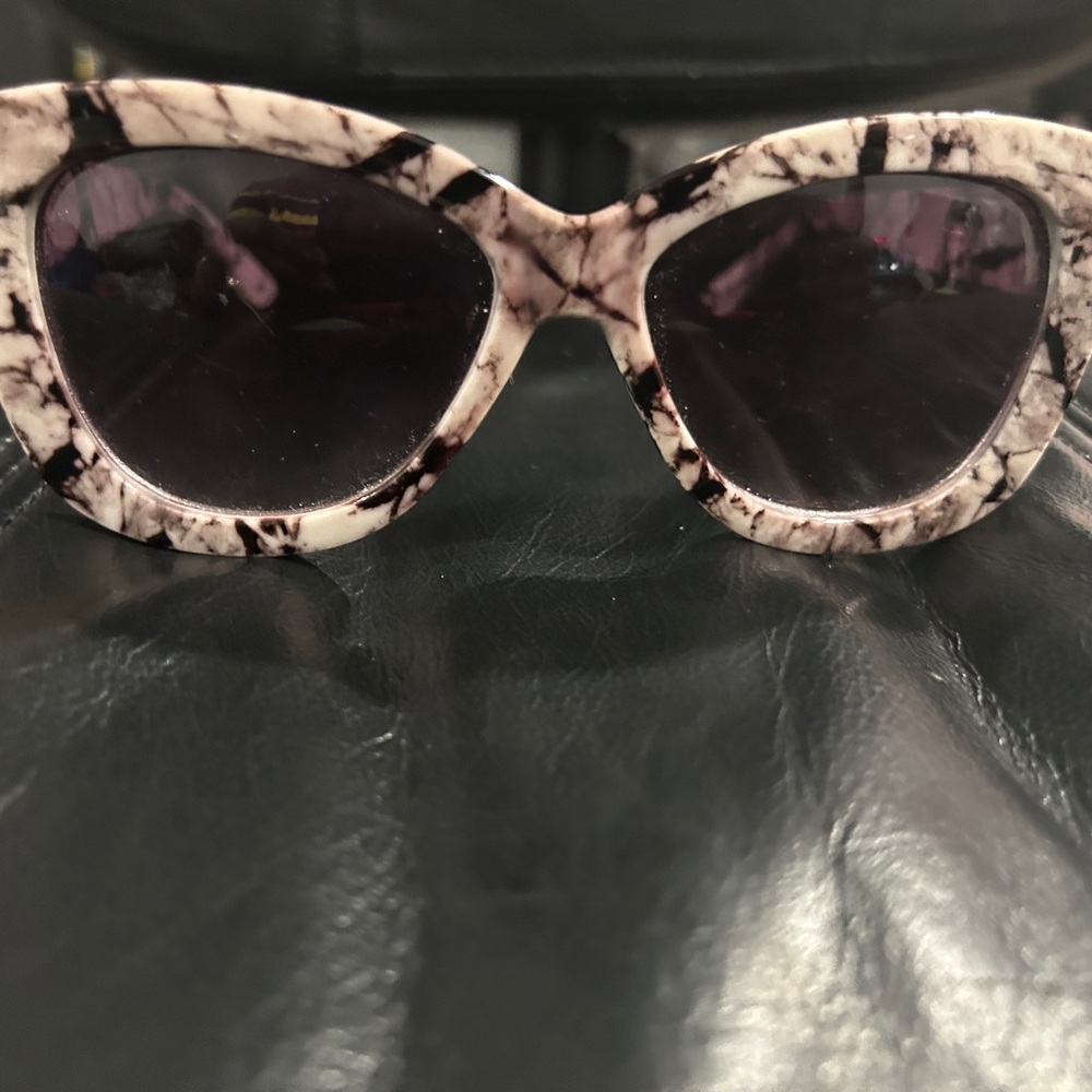Marble Pattern Oversized Sunglasses - image 2